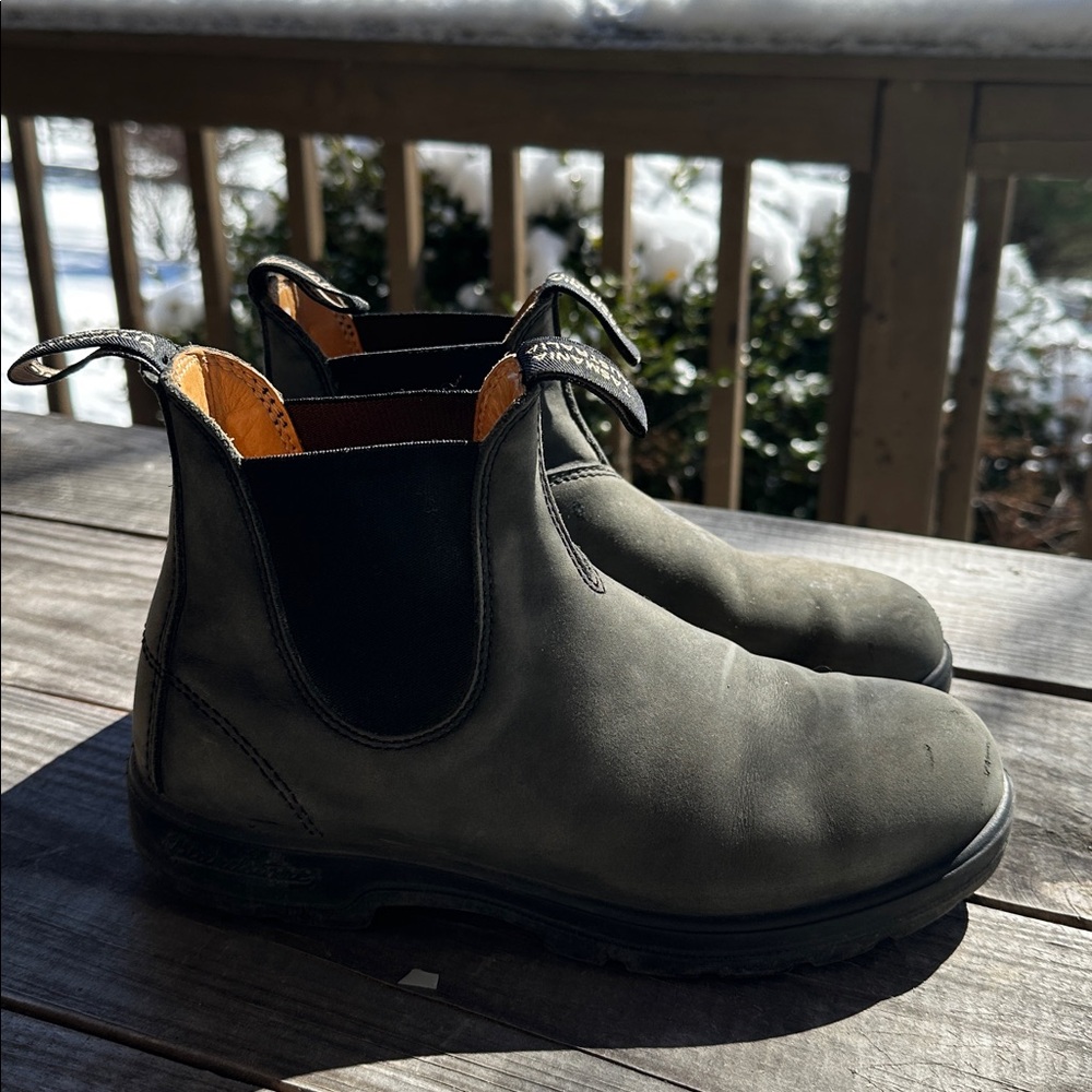 Blundstone Women's Classics #587 Chelsea Boots